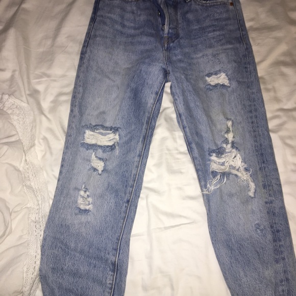 Destroyed vintage Levi’s - Picture 4 of 11